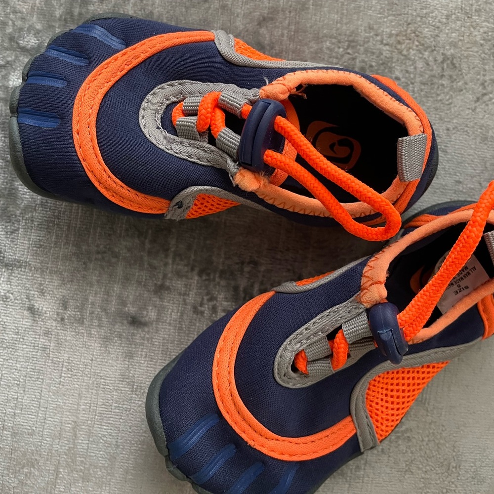 SOLD EUC Children’s Place water shoes